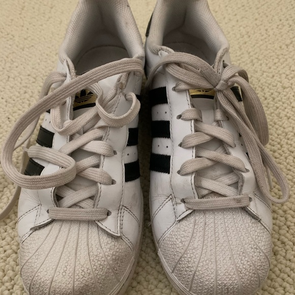 Adidas Superstar Original Sneakers - Picture 2 of 4